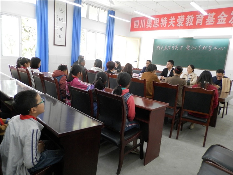P4110231wps图片.jpg